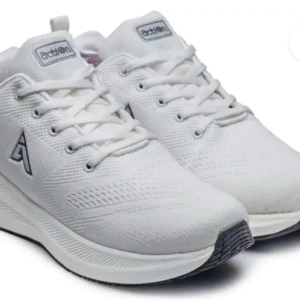 sports shoes for men under 700