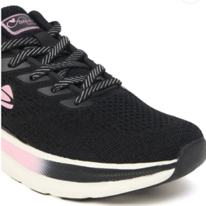 sports shoes for women under 2000